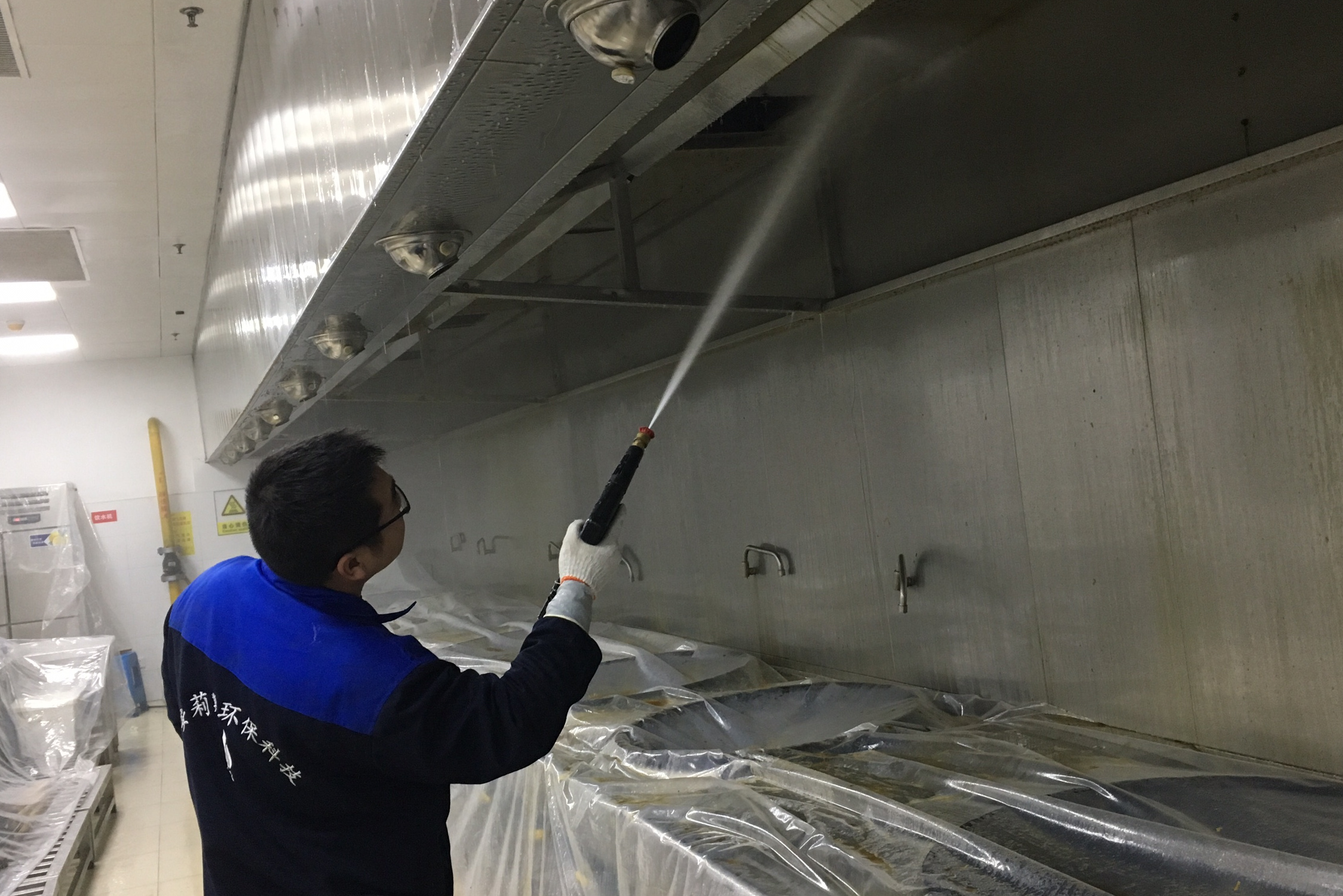 集烟罩清洗专业服务